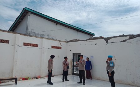 Atap Asrama Putri Ponpes di Situbondo Runtuh, Satu Santri Meninggal Dunia