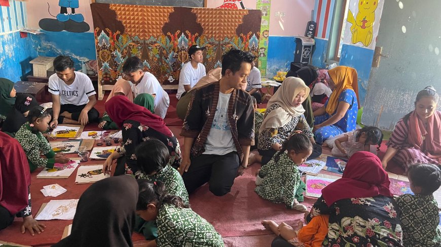 Hari Batik Nasional, Batik Bondowoso Dikenalkan ke Generasi Muda Lewat Lomba Mewarnai