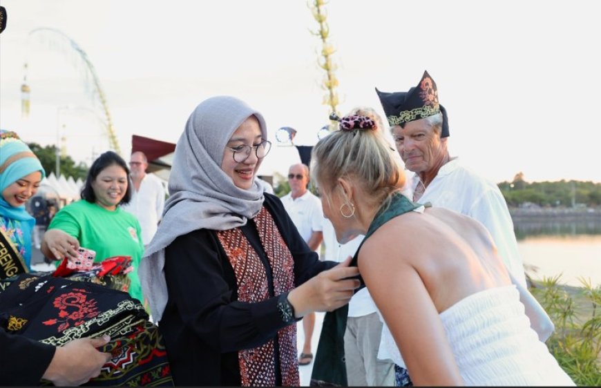 Kapal Yacht Peserta Ekspedisi Sail to Indonesia dari Berbagai Negara Berlabuh di Pantai Marina Boom Banyuwangi