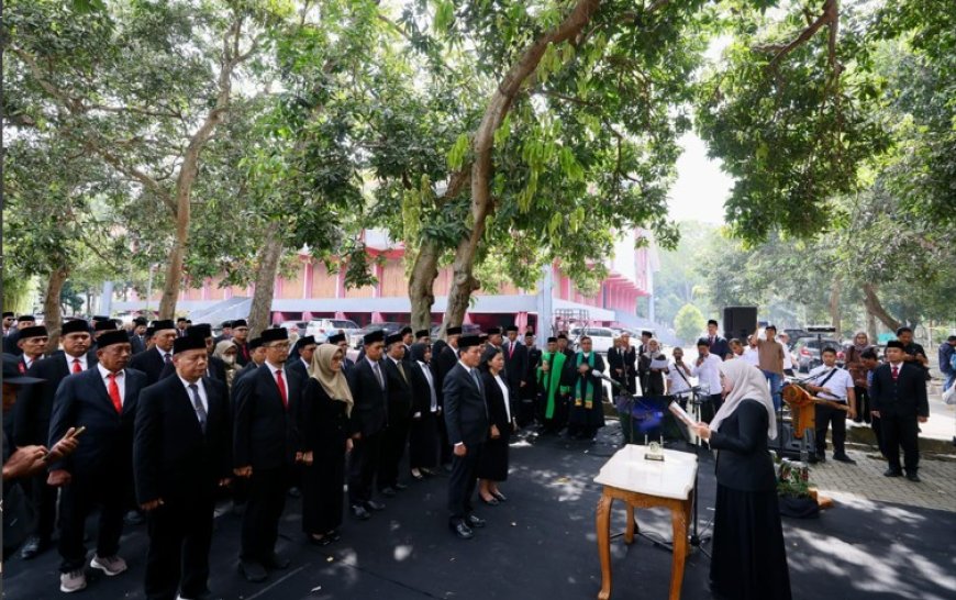 Lantik 34 Pejabat, Bupati Ipuk Minta Perkuat Kolaborasi di Tengah Pengurangan Transfer Pusat