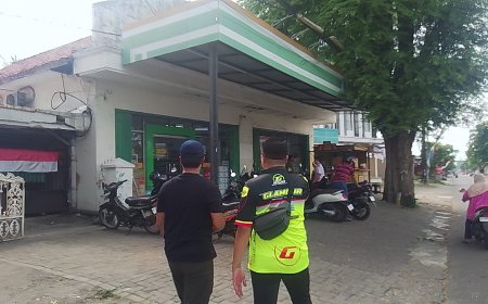 Bupati Soroti Drainase Tersumbat dan Sampah Menumpuk Saat Gerakan Kamal Bersih