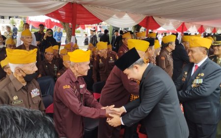 Hari Pahlawan Jadi Semangat Gus Fawait Untuk Terus Gigih Meningkatkan Kesejahteraan Masyarakat Jember