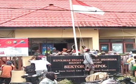 Polsek Ijen Bondowoso Diserbu Massa, Kapolsek Diduga Diseret ke Jalan Utama