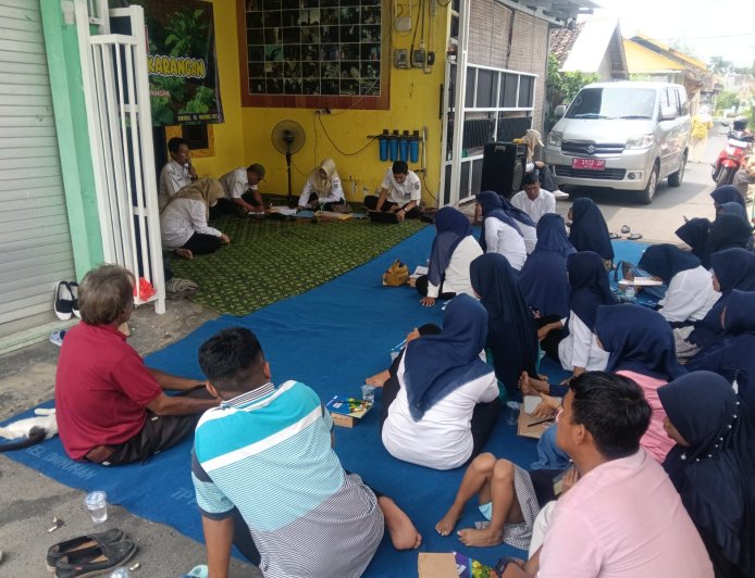 Emak-Emak Situbondo Belajar Manfaatkan Lahan Sempit Jadi Sumber Pendapatan