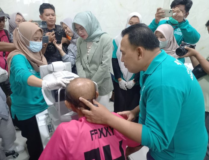 RSUD Besuki Gunakan Teknologi Modern Operasi Katarak Gratis untuk Puluhan Warga Situbondo