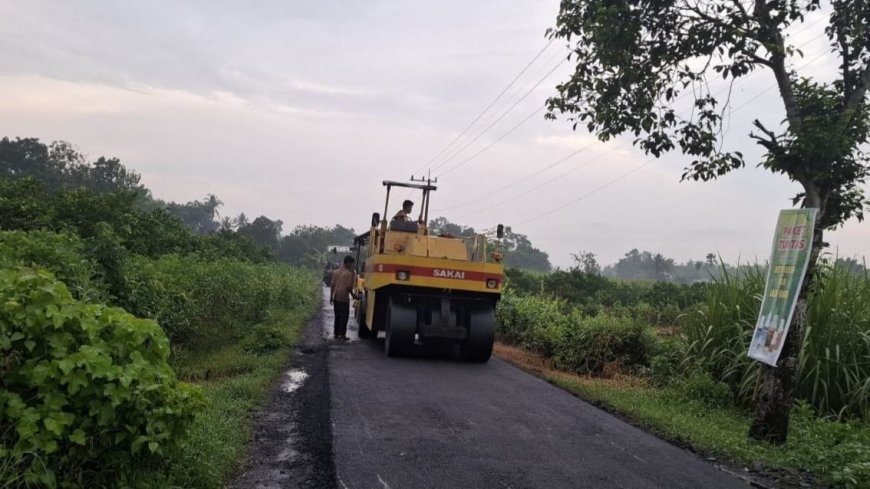 98.500 M2 Jalan di Jember Dibenahi, Warga Akui Akses Membaik