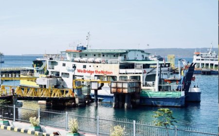 ASDP Imbau Pengguna Jasa Penyeberangan Waspadai Cuaca Ekstrem di Selat Bali