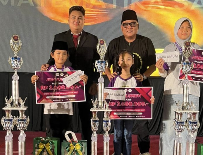 Yhara Aqila Janny Yusfikri Raih Juara Nasional, Bondowoso Pecah Telur di Ajang Sains SD
