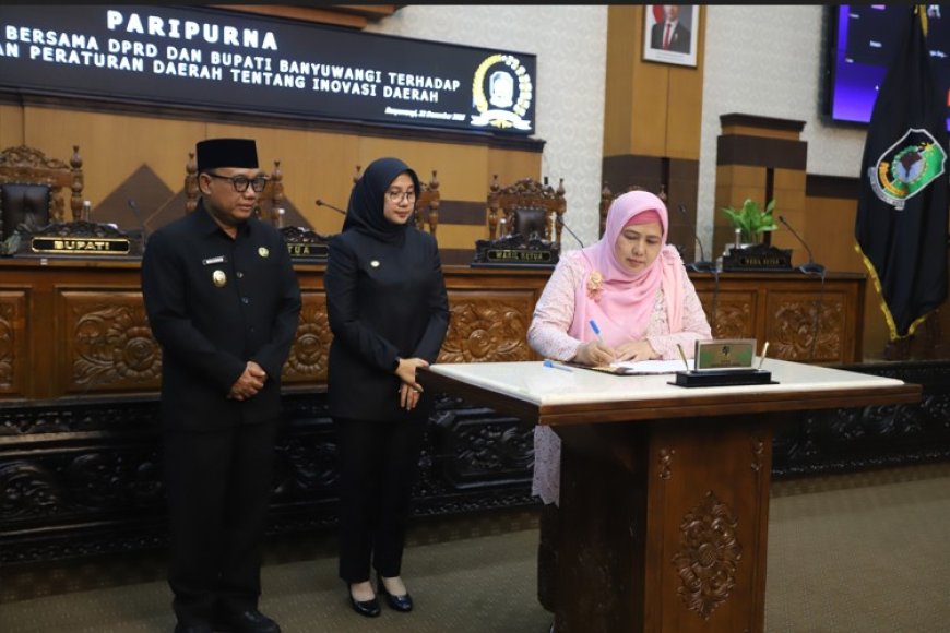 DPRD Banyuwangi Mengesahkan Raperda Inovasi Daerah Menjadi Peraturan Daerah