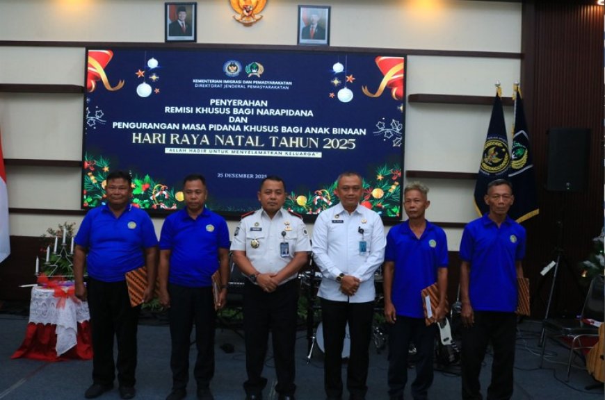 Suka Cita Natal di Balik Jeruji, 4 Warga Binaan Lapas Banyuwangi Dapat Potongan Masa Tahanan