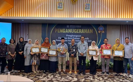 Dorong Kemudahan Akses Layanan, Enam Faskes Terima Penghargaan Pemanfaatan Antrean Online Mobile JKN