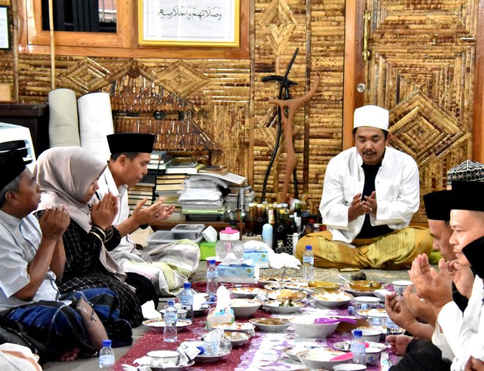 Usai Rotasi Pejabat, Bupati Situbondo Sowan Ulama Minta Wejangan Kepemimpinan