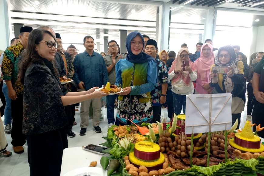 Resmikan KDS Situbondo, Mbak Una Tekankan Serapan Tenaga Kerja Lokal