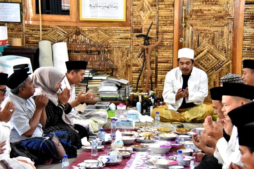Usai Rotasi Pejabat, Bupati Situbondo Sowan Ulama Minta Wejangan Kepemimpinan