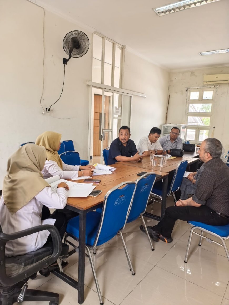 Diduga PHK Sepihak, Karyawan PT Eastern Logistics Lamongan Tak Terima Pesangon