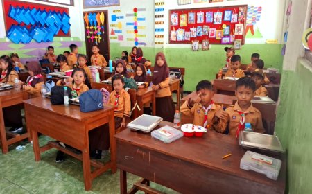 Dilema Guru, Jadi Pusat Keluhan dan Pertanyaan Masyarakat Terkait Menu MBG