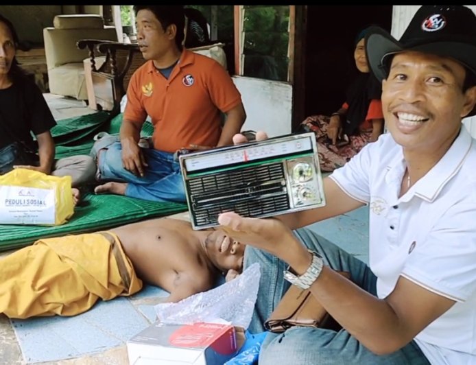 Ramadan Penuh Makna, AWAS Sampang Bantu Remaja Disabilitas di Camplong