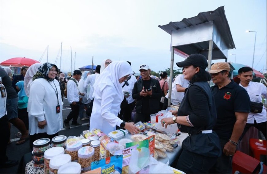 Ngerandu Buko, Pasar Takjil Ramadan Suguhkan Aneka Kuliner Khas Banyuwangi