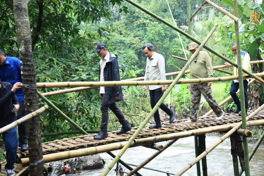 Menteri PU Pastikan Percepatan Perbaikan Infrastruktur Terdampak Bencana di Jember