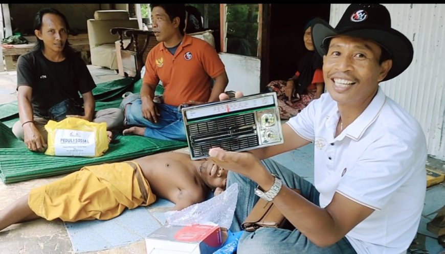 Ramadan Penuh Makna, AWAS Sampang Bantu Remaja Disabilitas di Camplong