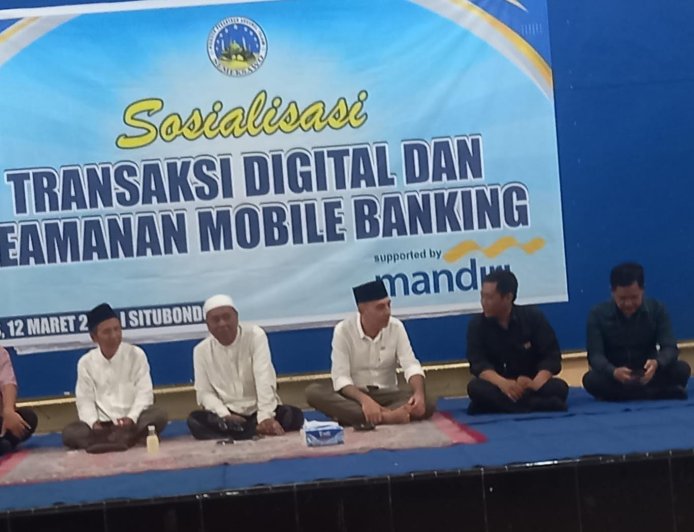 Anggota DPR RI Nashim Khan Dorong Literasi Digital Warga Situbondo Bersama Bank Himbara