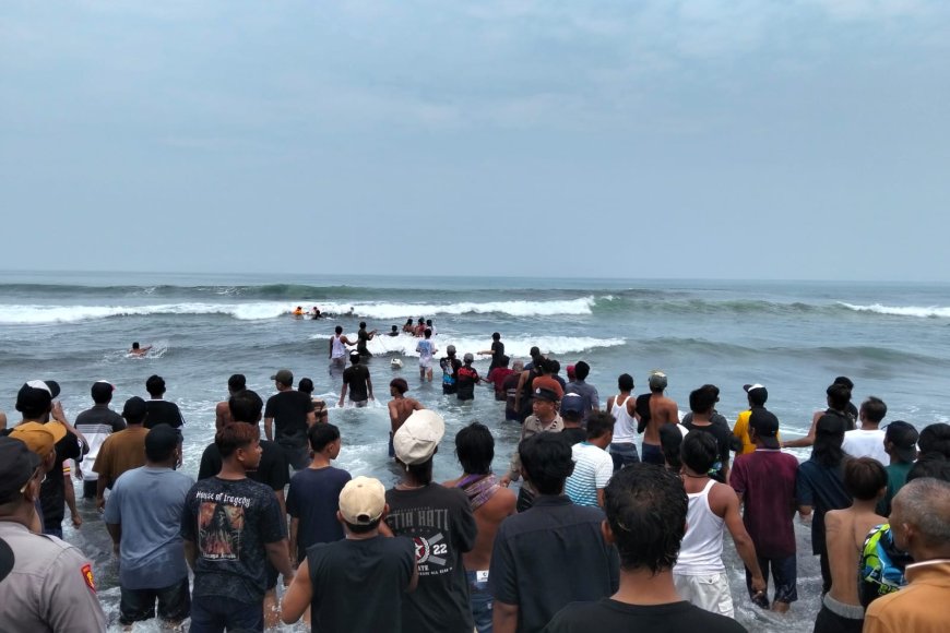 Wisatawan Tewas Tergulung Ombak Pantai Paseban Jember Saat Libur Lebaran 2026