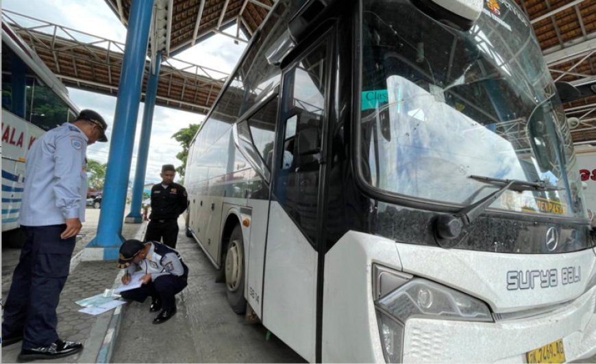 UPT P3LLAJ Banyuwangi bersama Polisi Ramp Chek Angkutan Umum Jelang Mudik Lebaran 2026