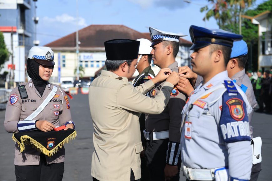 Jelang Lebaran, Bupati Jember Tinjau Pos Keamanan Hingga Siapkan SSA di Kawasan Kampus