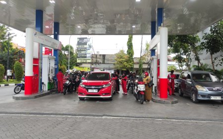 Pembatasan BBM Subsidi 50 Liter per Hari Picu Kekhawatiran Warga Lamongan