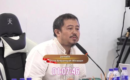 Kritik Tajam Jurnalis Senior Oryza Wirawan Disambut Terbuka dalam Dialog “Gus Bupati Menjawab”