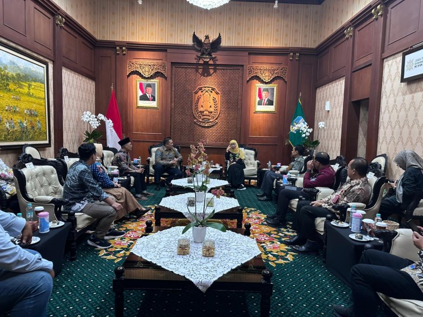 Menuju Eco-Health University, Unisla Perkuat Kolaborasi Strategis dengan Pemprov Jatim