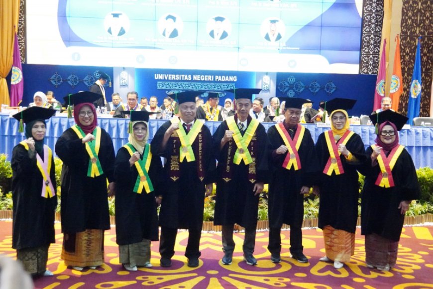 UNP Tambah Delapan Profesor Baru, Total Guru Besar Kini Capai 168 Orang