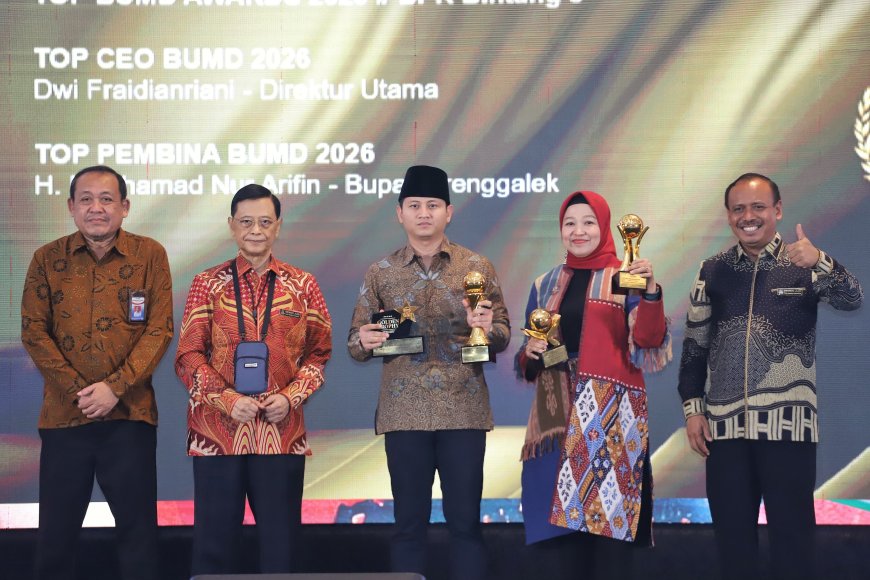 Tiga Tahun Bintang 5, BPR Jwalita Sabet Golden Trophy BUMD 2026