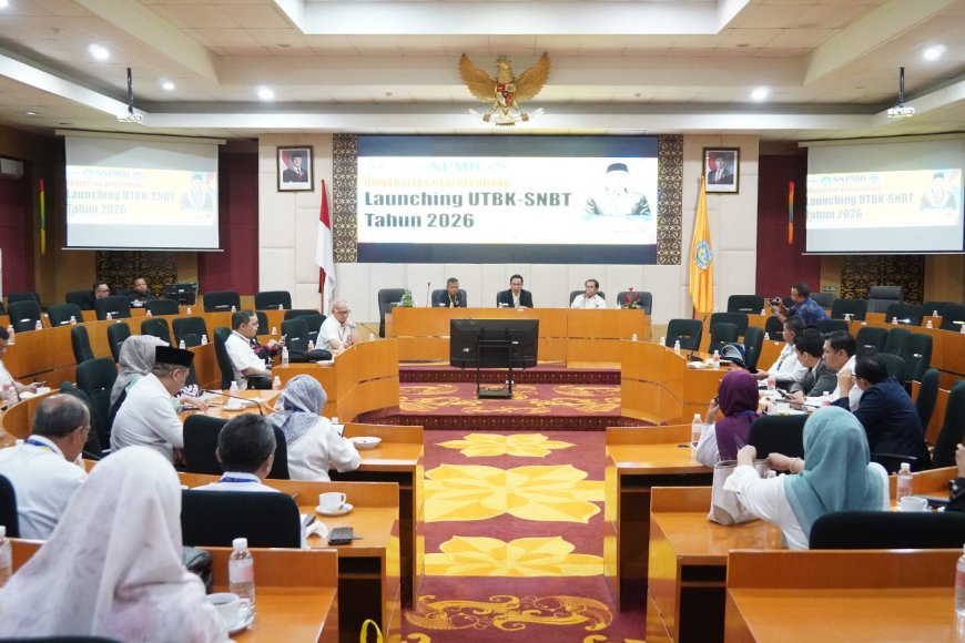 Universitas Negeri Padang Resmi Buka UTBK SNBT 2026, Layani Ribuan Calon Mahasiswa