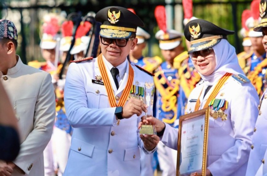 Ke Empat kalinya, Banyuwangi Raih Peringkat Terbaik sebagai Kabupaten Berkinerja Tinggi se-Indonesia dari Kemendagri