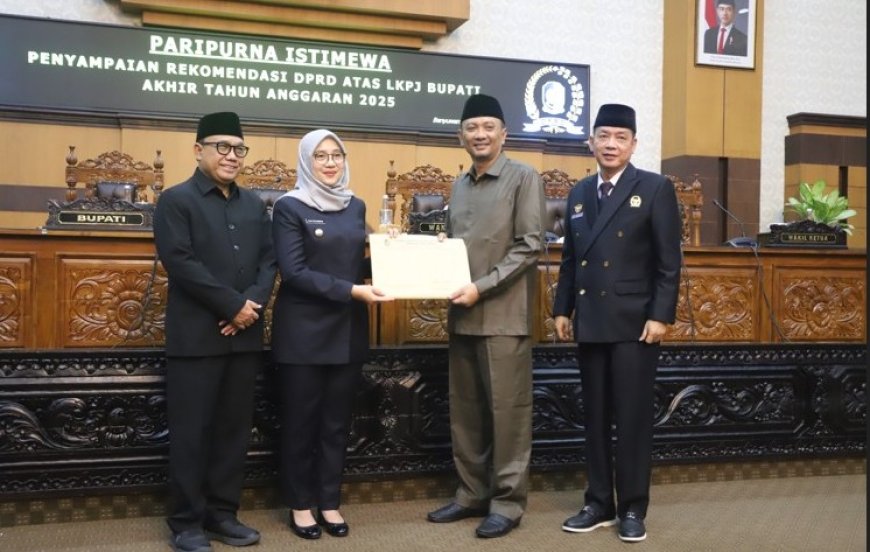 Rekomendasi DPRD Banyuwangi Berikan Apresiasi dan Catatan Kritis Terhadap LKPJ Bupati Akhir Tahun Anggaran 2025