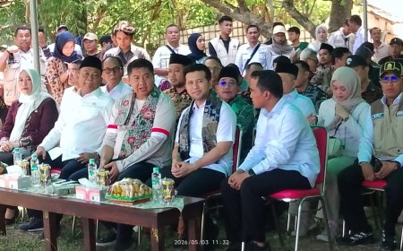 Menteri PKP Sidak BSPS Bangkalan, Tekankan Transparansi dan Tepat Sasaran