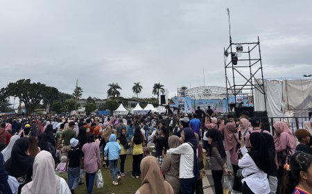 Puluhan Ribu Warga Padati Alun-Alun Jember, Karnaval SCTV 2026 Picu Lonjakan Ekonomi