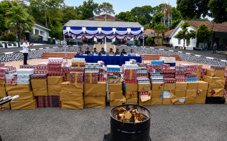 Rokok Ilegal Senilai Rp900 Juta Dimusnahkan, Lanal dan Bea Cukai Bergerak