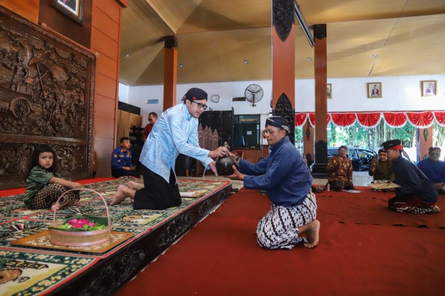 Wabup Syah Sambut Kirab Kerbau, Tradisi Nyadran Dam Bagong Kembali Menggema