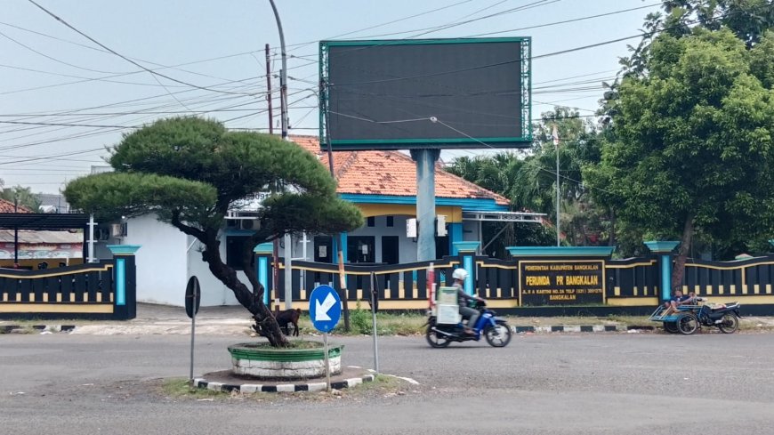 Videotron Pemkab Bangkalan Tak Berfungsi, Warga Pertanyakan Pengelolaan Aset Digital