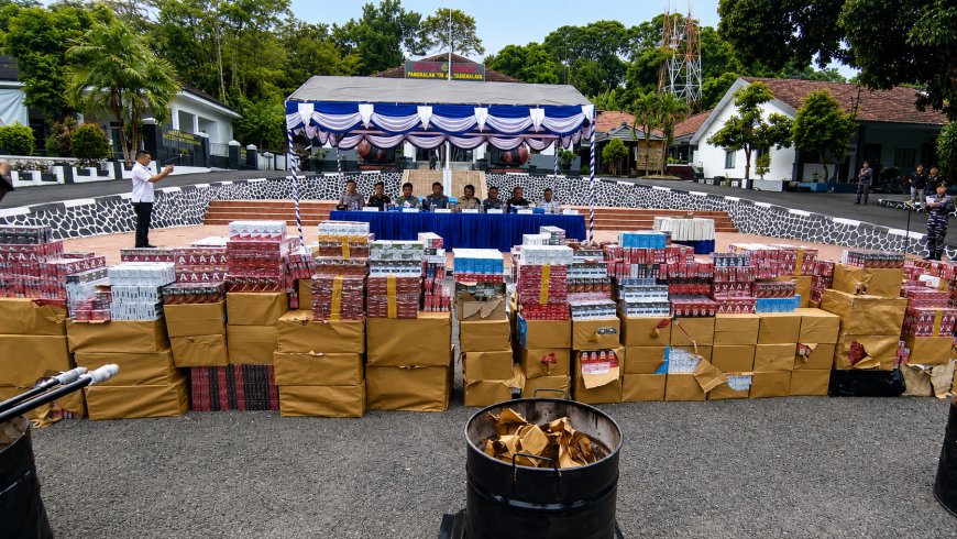 Rokok Ilegal Senilai Rp900 Juta Dimusnahkan, Lanal dan Bea Cukai Bergerak