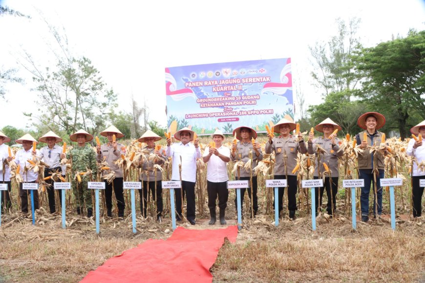 Kapolda Aceh Serahkan Bibit Jagung, Ketahanan Pangan Nasional Diperkuat Bersama