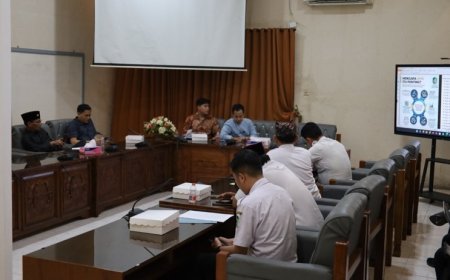 Pansus DPRD Banyuwangi Melakukan Pendalamn Konsep Raperda Pembangunan Industri Tahun 2025-2045.