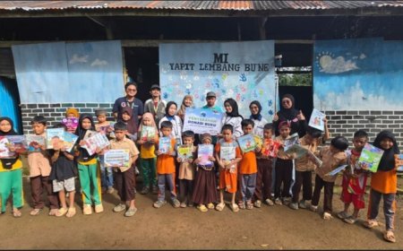 Potret Senyum Anak-Anak Pedalaman Mendapat Ribuan Buku Baru dari PNM