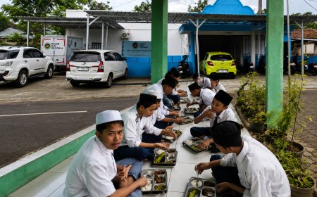 MTs Nurul Ichlas: Menu MBG Variatif, Siswa Antusias Menanti Jam Makan