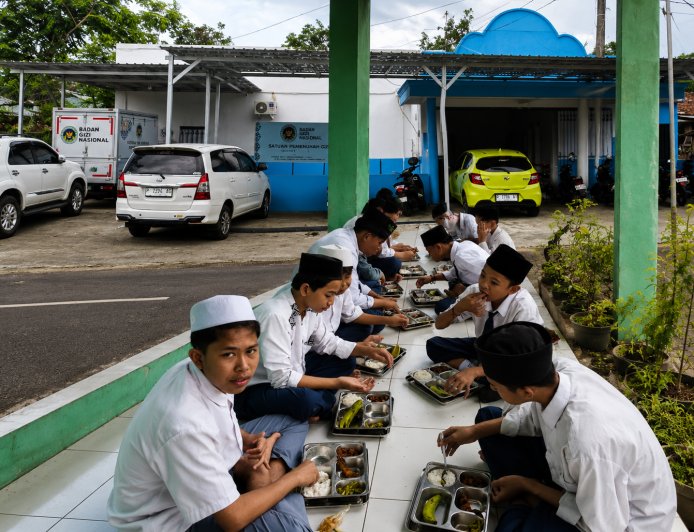 MTs Nurul Ichlas: Menu MBG Variatif, Siswa Antusias Menanti Jam Makan