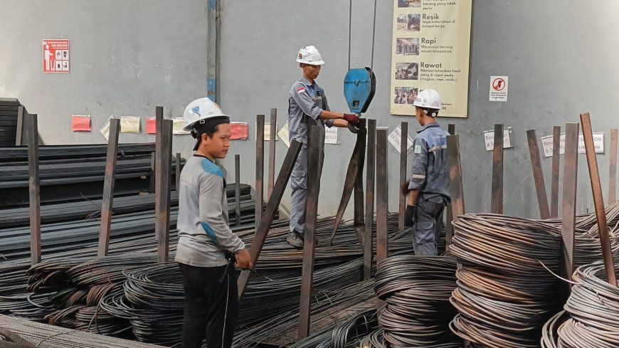 Dolar Tembus Rp18 Ribu, Harga Besi di Pasar Meroket
