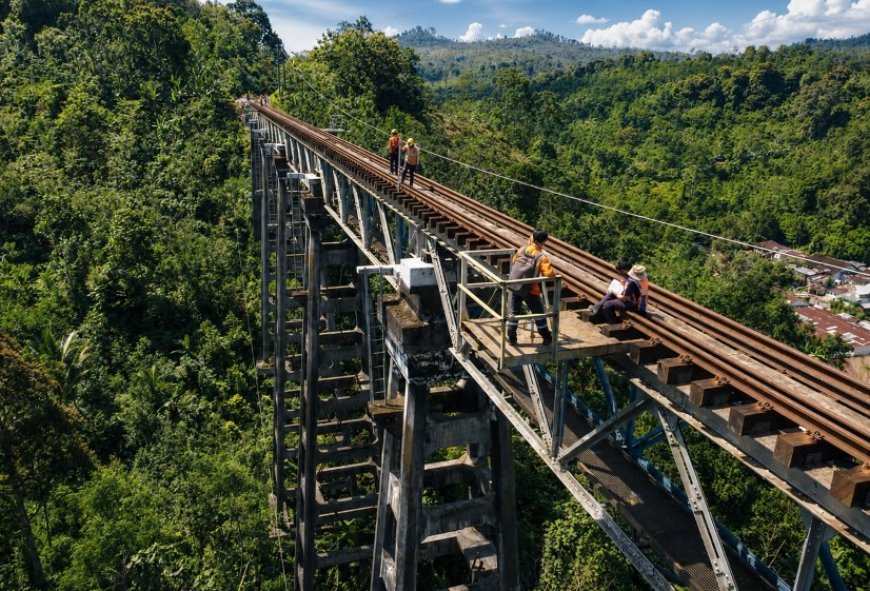 Infrastruktur Bersejarah, Jembatan Mrawan Jadi Landmark Perkeretaapian Daop 9 Jember