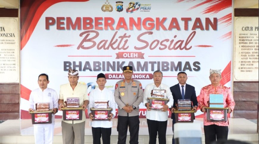 Polda Jatim Awali Peringatan HUT Bhayangkara ke 80 dengan Bakti Sosial Bhabinkamtibmas Salurkan 15.000 Kitab Suci Dan Pembersih Rumah Ibadah di Banyuwangi